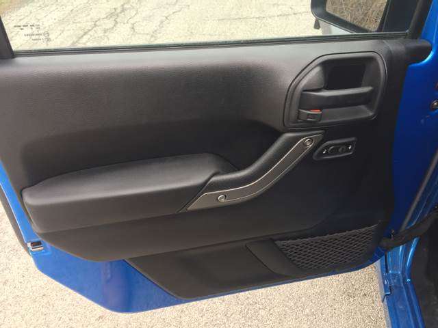 2015 Jeep Wrangler Unlimited 4x4 Sport 4dr SUV